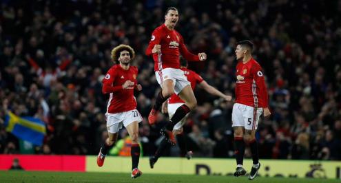 إبراهيموفيتش يؤكد أنه سيعود للملاعب للفوز بالبريميير ليج